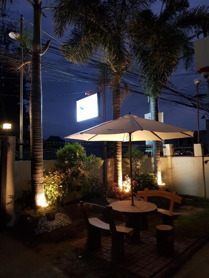 Jprime Apartelle Tuguegarao City Exteriör bild