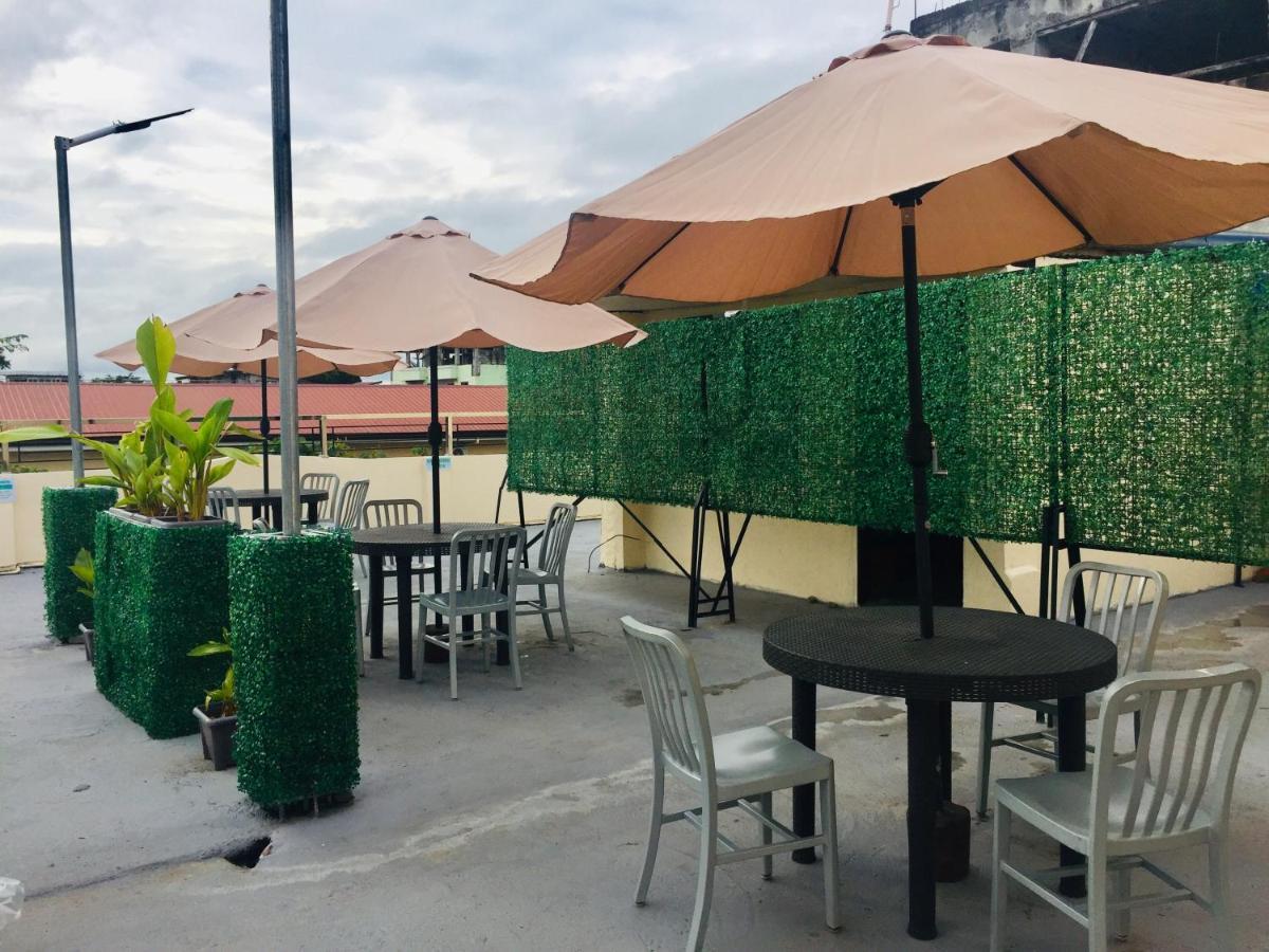 Jprime Apartelle Tuguegarao City Exteriör bild