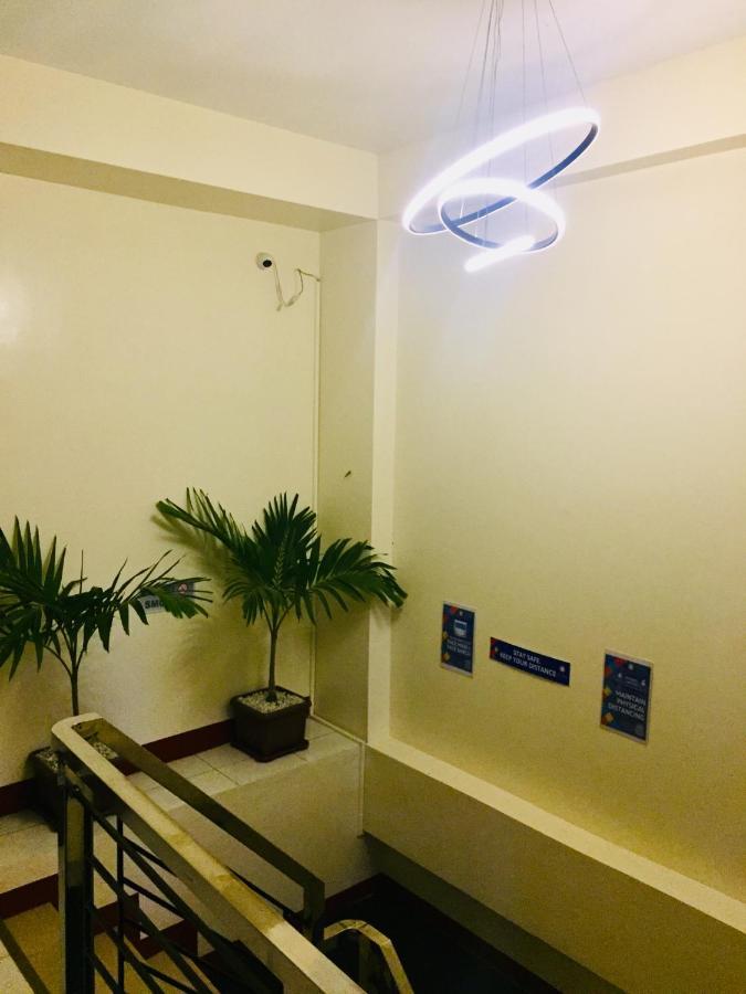 Jprime Apartelle Tuguegarao City Exteriör bild