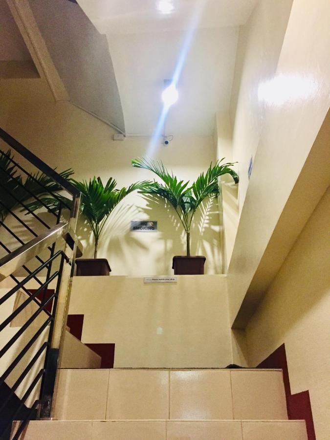Jprime Apartelle Tuguegarao City Exteriör bild